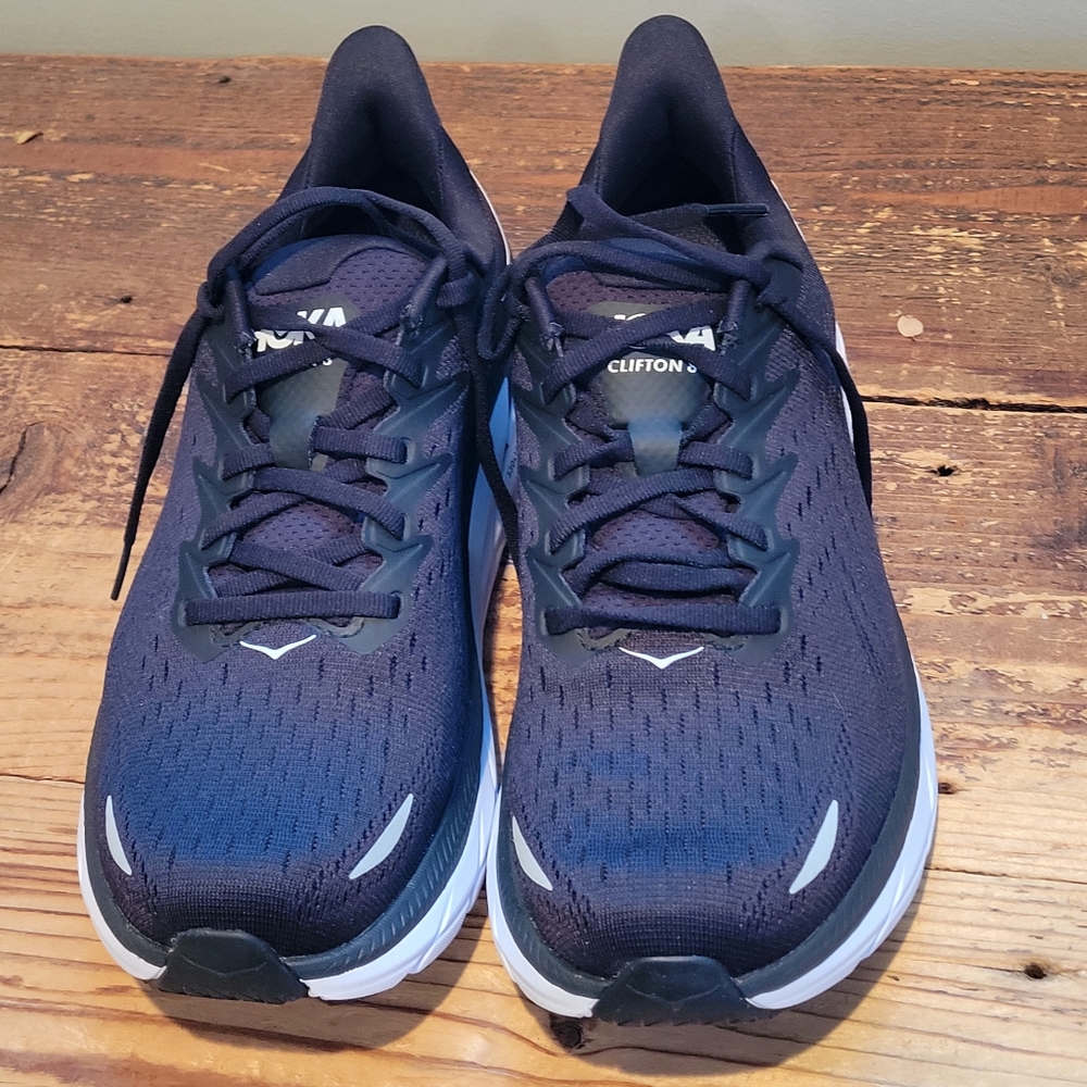 Hoka Clifton 8